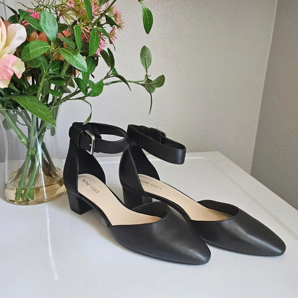 Pointed toe ankle strap sandals Nine West Size 8.5 - Picture 1 of 9